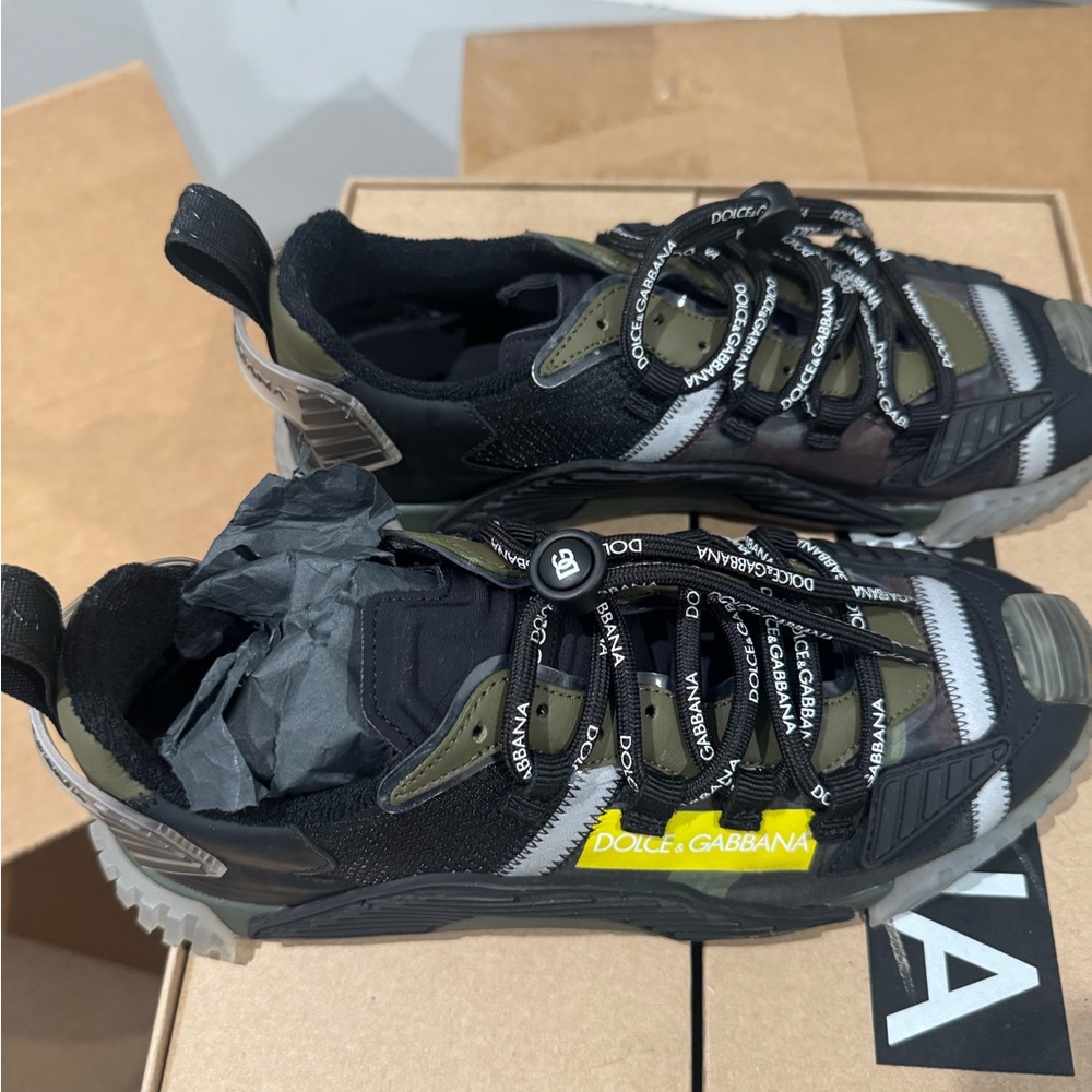 Dolce & Gabbana Kids Black and Green Sneakers